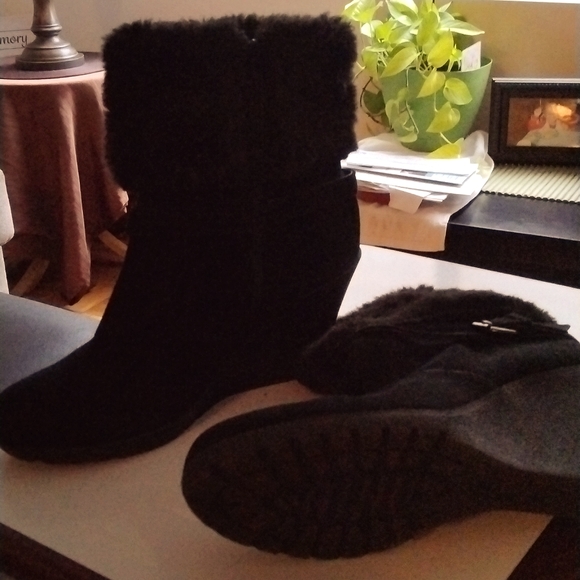 Booties - Picture 3 of 3